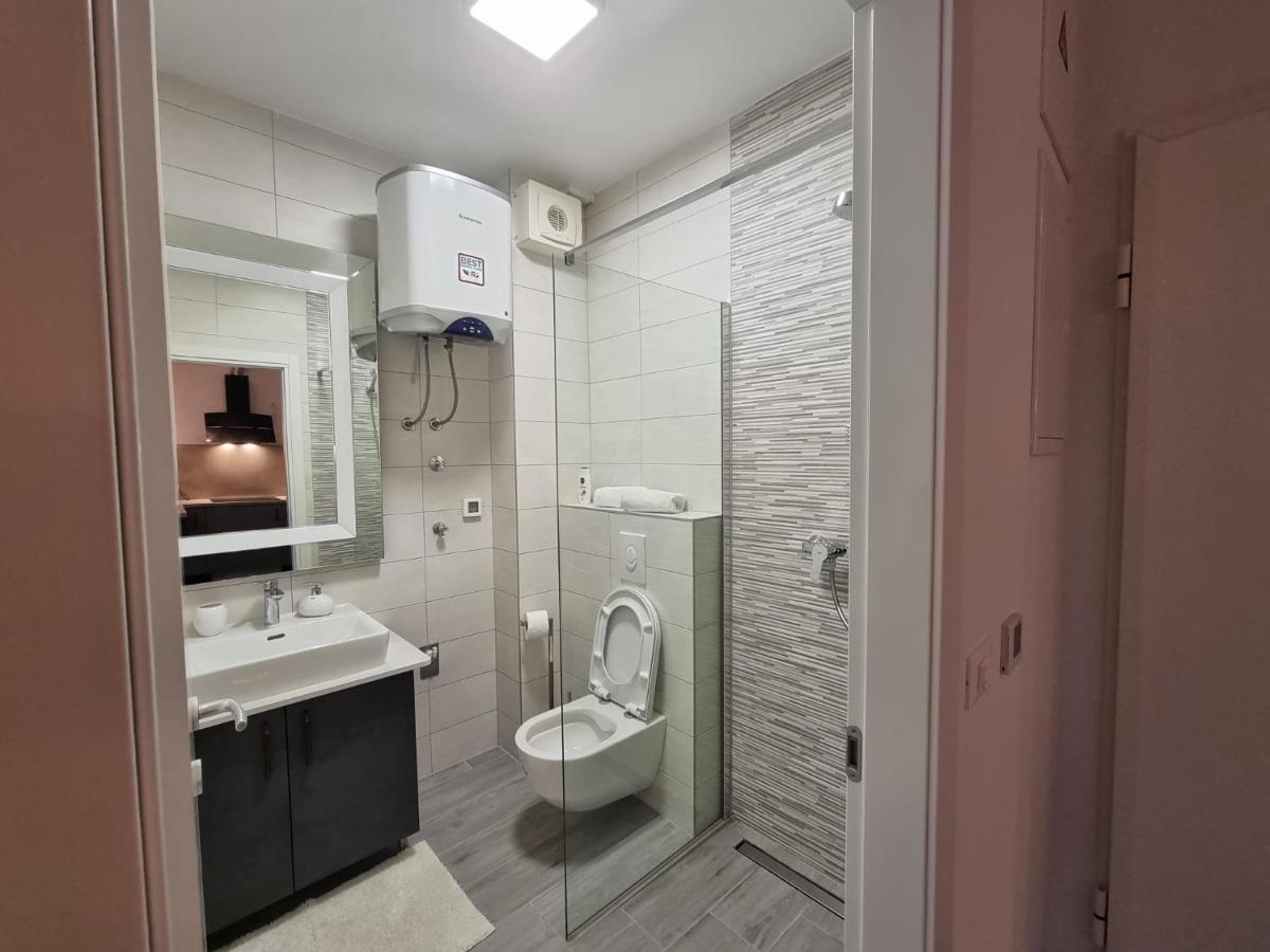 Beautifull Bell With Balcony And Sea View In Apartmán