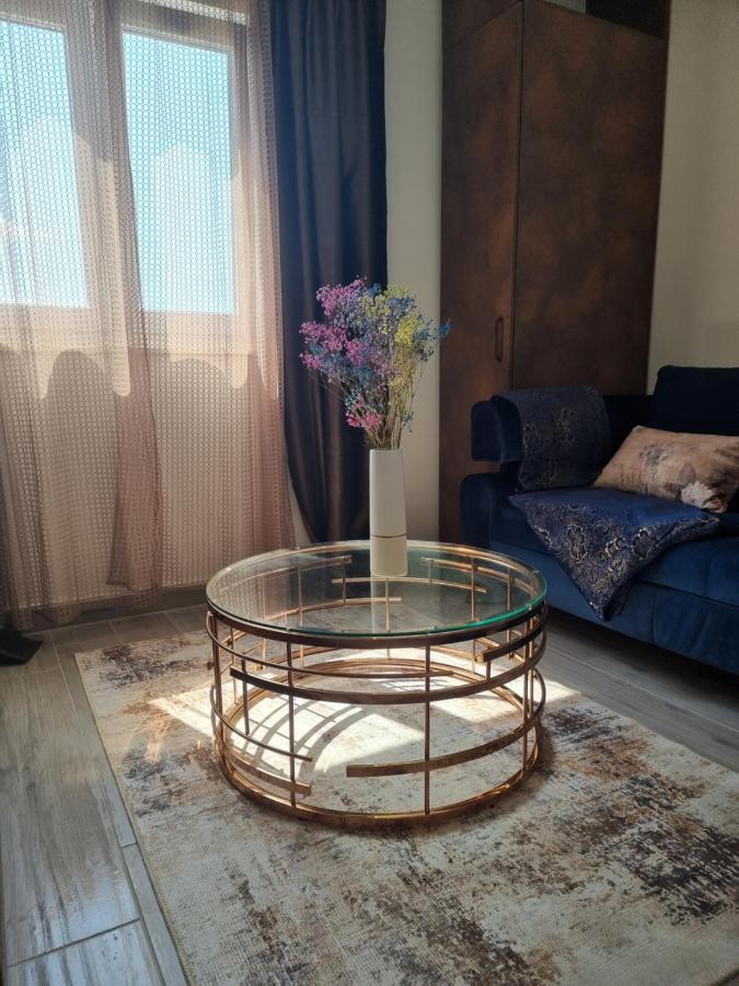 Apartment Beautifull Bell With Balcony And Sea View In *